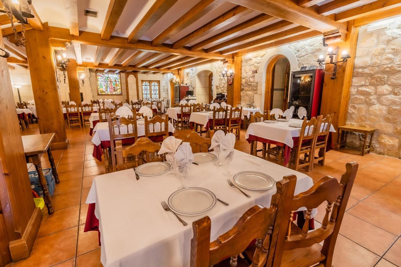 Hostal سانتو دومينغو دي سيلوس المظهر الخارجي الصورة