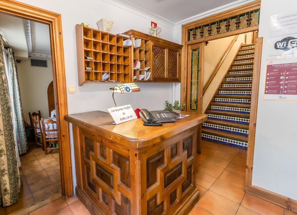 Hostal سانتو دومينغو دي سيلوس المظهر الخارجي الصورة